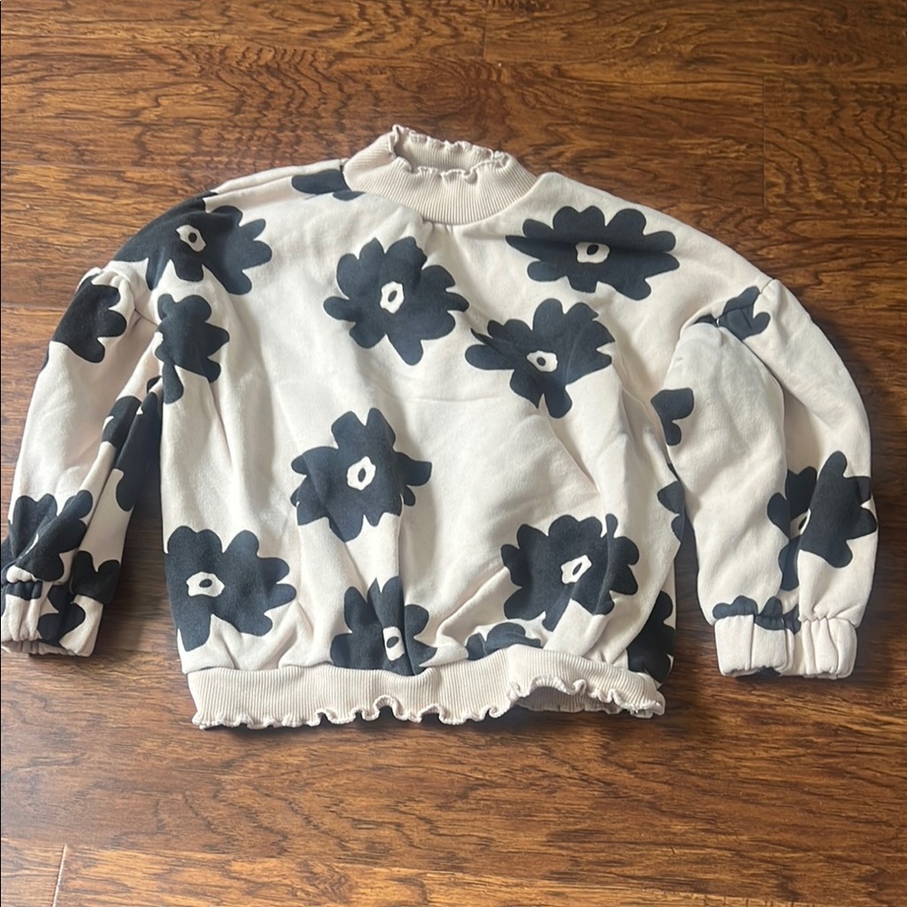 Floral Patterned Sweater - Black and Cream girls size 7